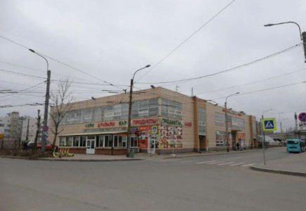 В Петербурге выставлен на продажу торговый центр «Софийский»