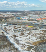 Продается  последний участок площадью-20 соток с прямым съездом и выездом на КАД в развитом торгово - индустриальном парке KAD GATE PARK (площадью 8га) у развязки КАД и проспекта Энгельса.